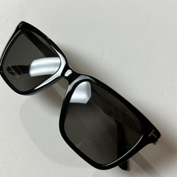 Tom Ford Polarized Anti Reflective Square Garrett 54mm Sunglasses NEW - Picture 5 of 14